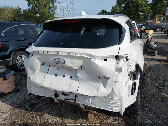 Продаж на аукціоні авто 2021 Infiniti Qx50 Luxe Awd, vin: 3PCAJ5BB1MF116084, номер лоту: 45684436