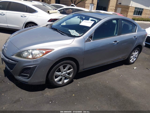 45684458 :رقم المزاد ، JM1BL1VG6B1388439 vin ، 2011 Mazda Mazda3 I Touring مزاد بيع