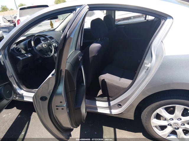 45684458 :رقم المزاد ، JM1BL1VG6B1388439 vin ، 2011 Mazda Mazda3 I Touring مزاد بيع