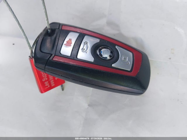 45684479 :رقم المزاد ، WBA8B9G51HNU49296 vin ، 2017 Bmw 3 Series 330i مزاد بيع