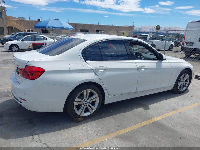 45684479 :رقم المزاد ، WBA8B9G51HNU49296 vin ، 2017 Bmw 3 Series 330i مزاد بيع