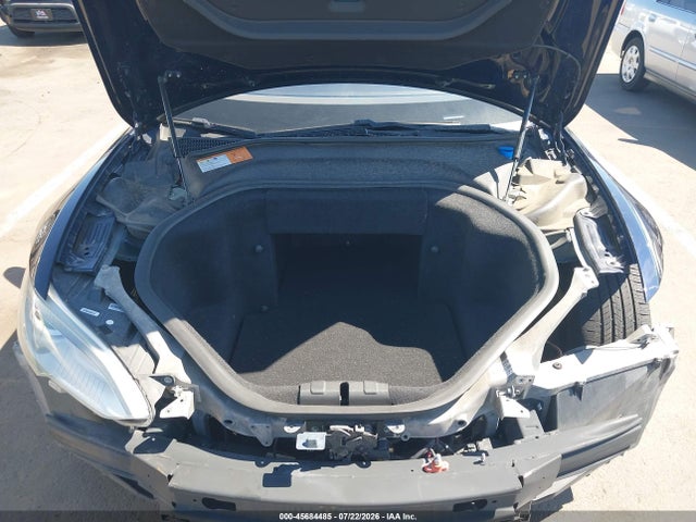 45684485 :رقم المزاد ، 5YJSA1AG0DFP04780 vin ، 2013 Tesla Model S مزاد بيع