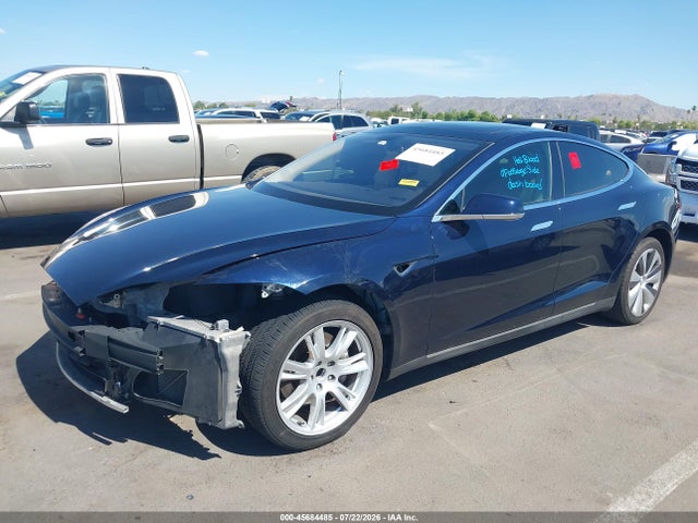 45684485 :رقم المزاد ، 5YJSA1AG0DFP04780 vin ، 2013 Tesla Model S مزاد بيع