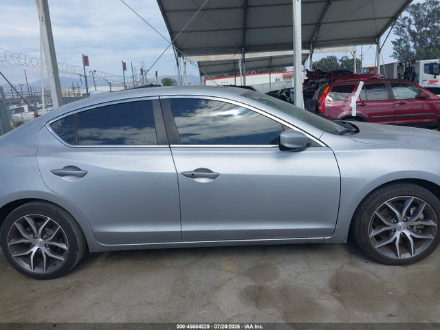 19UDE2F78KA002225 Acura Ilx Premium Package/technology Package