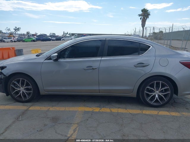 19UDE2F78KA002225 Acura Ilx Premium Package/technology Package
