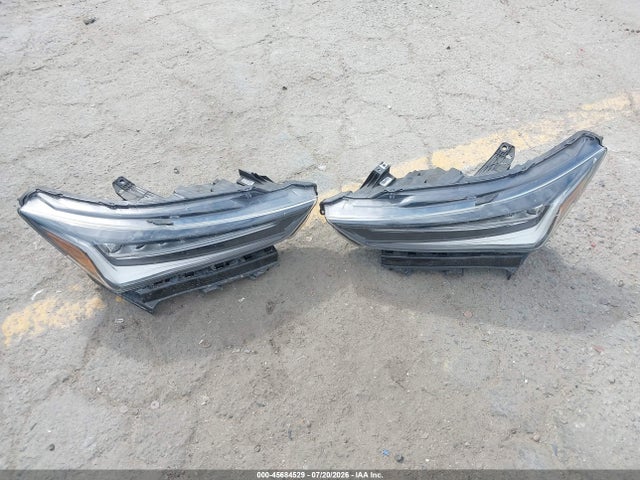 19UDE2F78KA002225 Acura Ilx Premium Package/technology Package