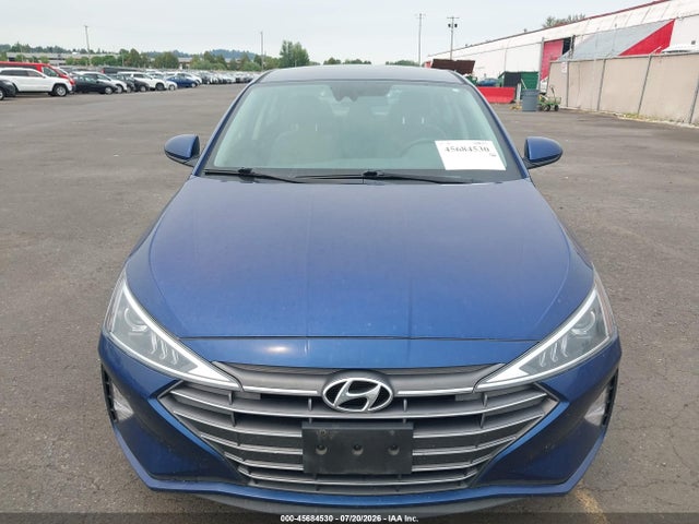 2020 Hyundai Elantra Se მანქანა იყიდება აუქციონზე, vin: 5NPD74LFXLH613691, აუქციონის ნომერი: 45684530