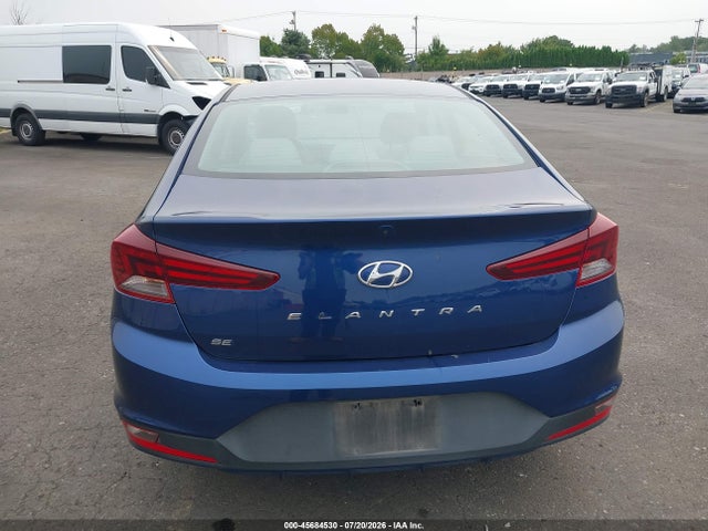 2020 Hyundai Elantra Se მანქანა იყიდება აუქციონზე, vin: 5NPD74LFXLH613691, აუქციონის ნომერი: 45684530