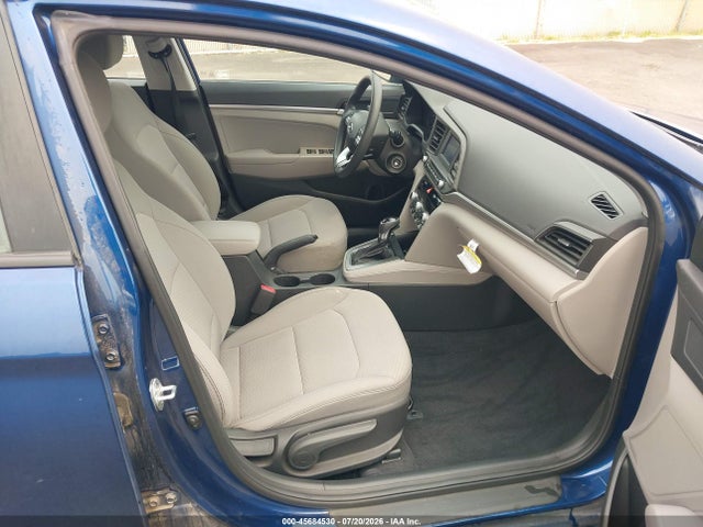 2020 Hyundai Elantra Se მანქანა იყიდება აუქციონზე, vin: 5NPD74LFXLH613691, აუქციონის ნომერი: 45684530