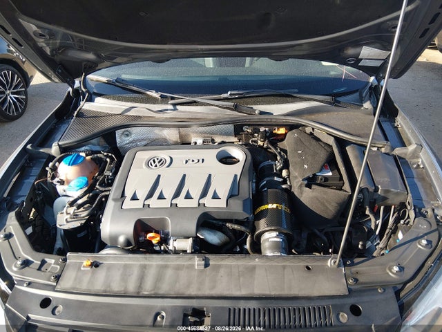 2013 Volkswagen Passat 2.0l Tdi Sel Premium მანქანა იყიდება აუქციონზე, vin: 1VWCN7A33DC084820, აუქციონის ნომერი: 45684537