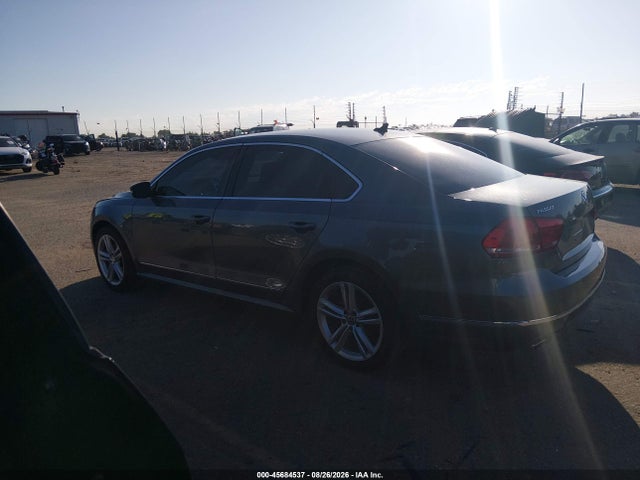 2013 Volkswagen Passat 2.0l Tdi Sel Premium მანქანა იყიდება აუქციონზე, vin: 1VWCN7A33DC084820, აუქციონის ნომერი: 45684537