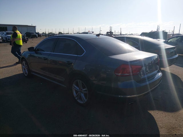 2013 Volkswagen Passat 2.0l Tdi Sel Premium მანქანა იყიდება აუქციონზე, vin: 1VWCN7A33DC084820, აუქციონის ნომერი: 45684537