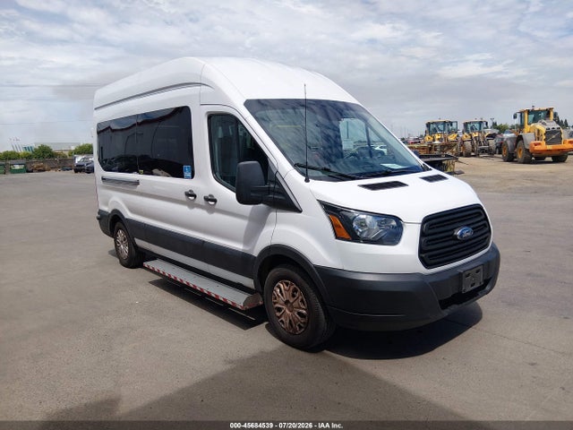 2019 1FDZX2XM2KKB72833 main image