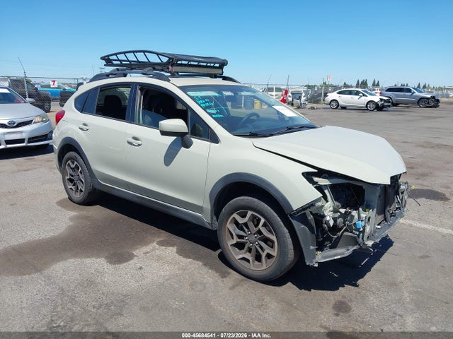 Auction sale of the 2017 Subaru Crosstrek 2.0i Premium, vin: JF2GPABC1HG278353, lot number: 45684541