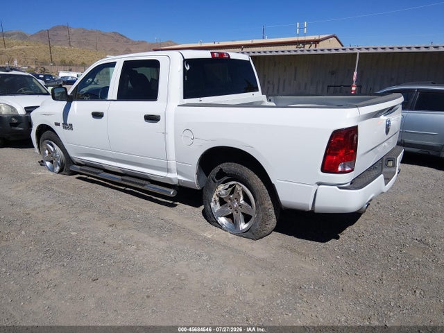 RAM 1500 Express 2016 3C6RR6KT6GG352276 Image 3