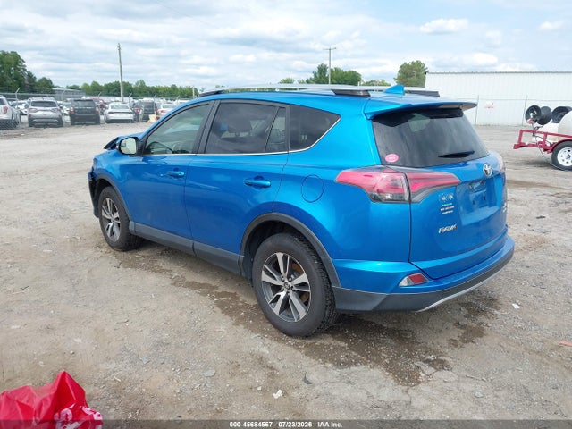 Toyota Rav4 Xle 2017 JTMRFREV4HJ105726 Image 3