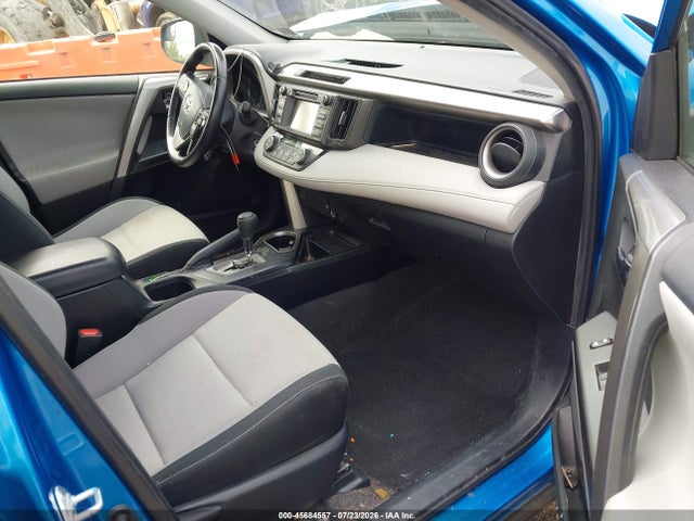 Toyota Rav4 Xle 2017 JTMRFREV4HJ105726 Image 5