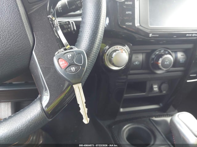 Продажа на аукционе авто 2018 Toyota 4runner Trd Off Road Premium, vin: JTEBU5JR6J5585433, номер лота: 45684573