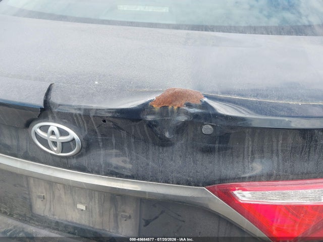 4T1BF1FK8HU378945 Toyota CAMRY SE