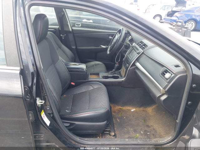 4T1BF1FK8HU378945 Toyota CAMRY SE
