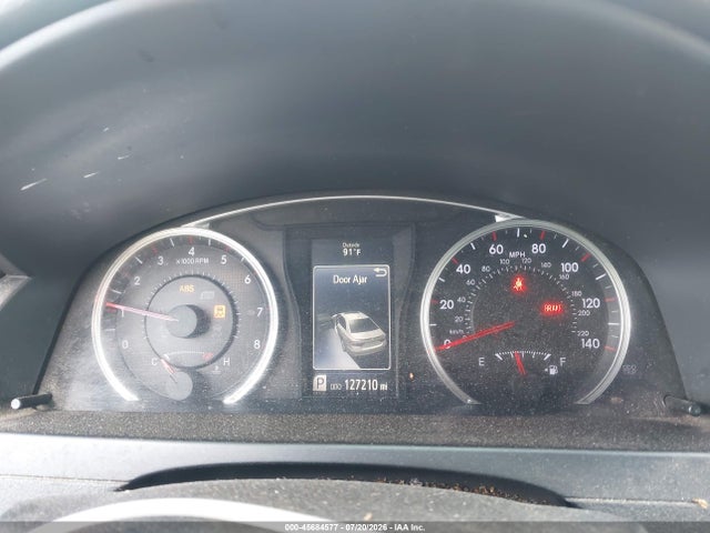 4T1BF1FK8HU378945 Toyota CAMRY SE