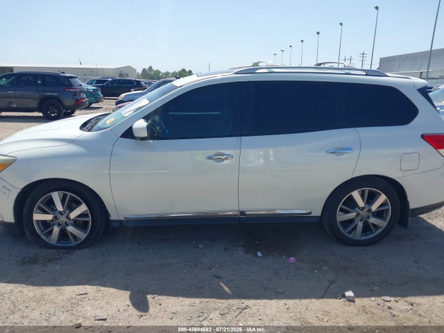 Продаж на аукціоні авто 2016 Nissan Pathfinder Platinum, vin: 5N1AR2MN0GC665724, номер лоту: 45684582