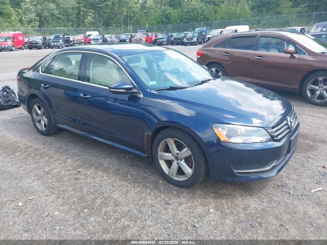 2012 Volkswagen Passat 2.5l Se მანქანა იყიდება აუქციონზე, vin: 1VWBP7A31CC031473, აუქციონის ნომერი: 45684588