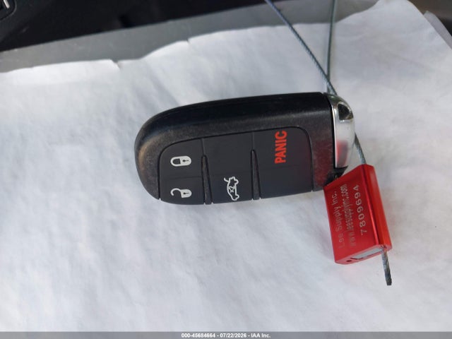 Chrysler 300 Touring 2018 2C3CCAAG1JH327188 Image 11