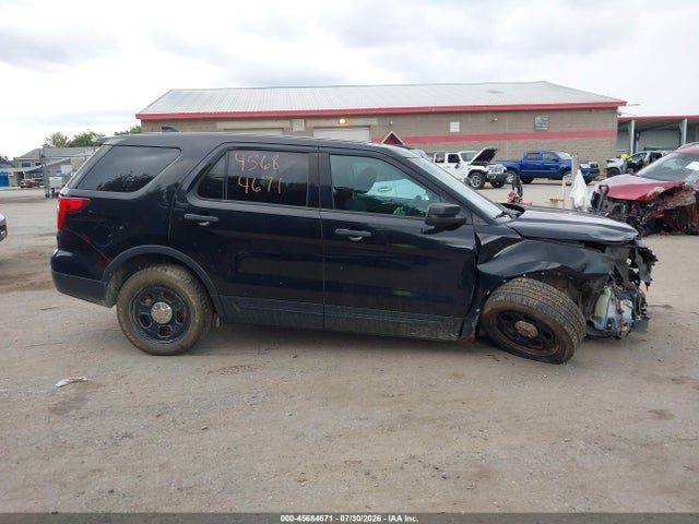 Продаж на аукціоні авто 2016 Ford Utility Police Interceptor, vin: 1FM5K8AR2GGB44951, номер лоту: 45684671