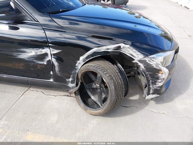 BMW 3 Series 330i 2017 WBA8B9G53HNU49574 Image 6