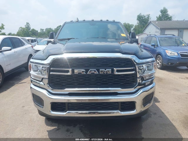 Продажа на аукционе авто 2024 Ram 2500 Tradesman  4x4 6'4 Box, vin: 3C6UR5CJ5RG331715, номер лота: 45684697