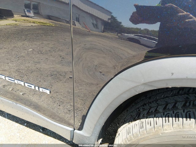 45684709 :رقم المزاد ، 1GKKNRL4XNZ108694 vin ، 2022 Gmc Acadia Awd Sle مزاد بيع