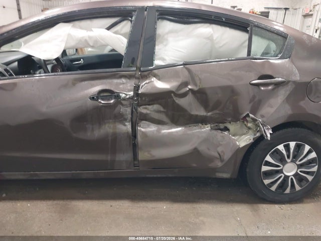 KIA FORTE LX 2017 3KPFL4A76HE088947 Image 6