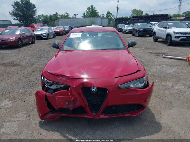ZARFAEEN0H7556312 Alfa Romeo Giulia Ti Awd