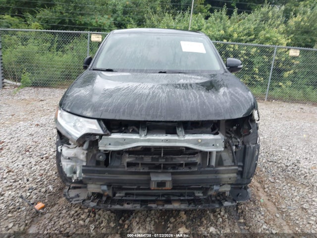 45684738 :رقم المزاد ، JA4AD3A38KZ006477 vin ، 2019 Mitsubishi Outlander Se مزاد بيع