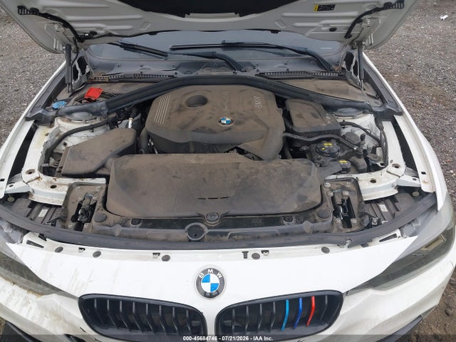 45684746 :رقم المزاد ، WBA8D9C30HA005428 vin ، 2017 Bmw 330i Xdrive مزاد بيع