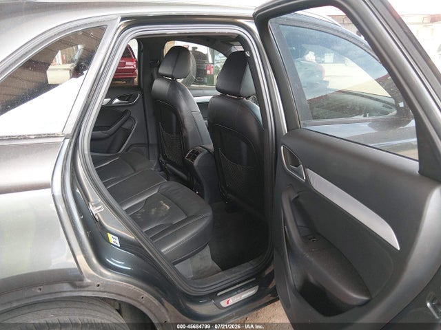 WA1BCCFSXJR021102 Audi Q3 2.0t Premium/2.0t Sport Premium