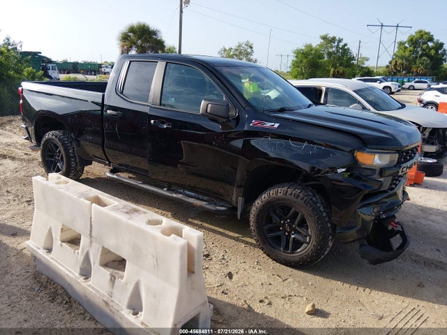 2019 Chevrolet Silverado 1500 Custom Trail Boss მანქანა იყიდება აუქციონზე, vin: 1GCRYCEH5KZ210026, აუქციონის ნომერი: 45684811