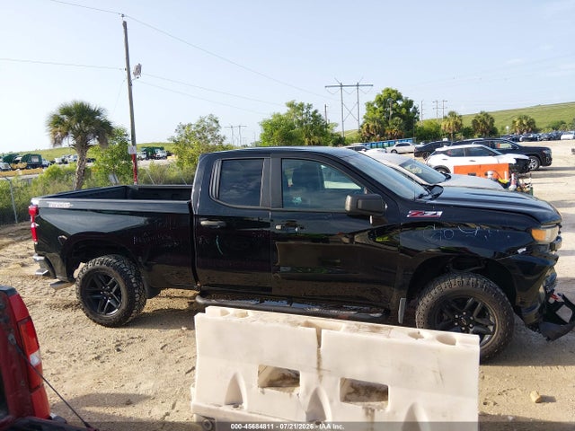 2019 Chevrolet Silverado 1500 Custom Trail Boss მანქანა იყიდება აუქციონზე, vin: 1GCRYCEH5KZ210026, აუქციონის ნომერი: 45684811