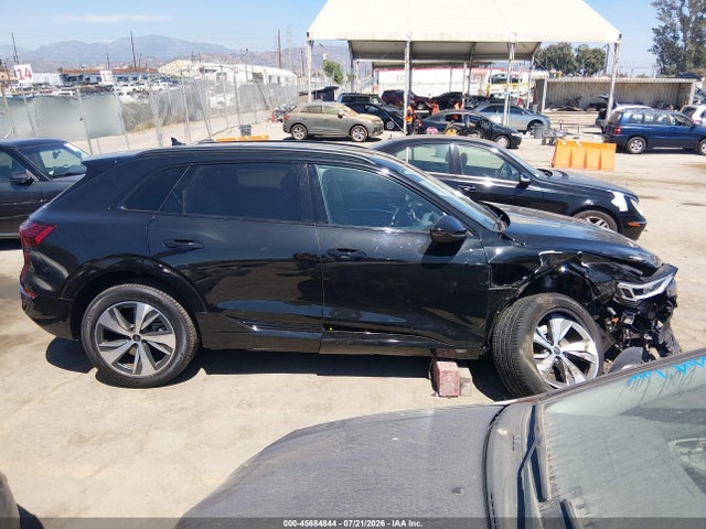 Aukcja sprzedaży 2024 Audi Q8 E-tron Premium Quattro, vin: WA14AAGE6RB036650, numer aukcji: 45684844