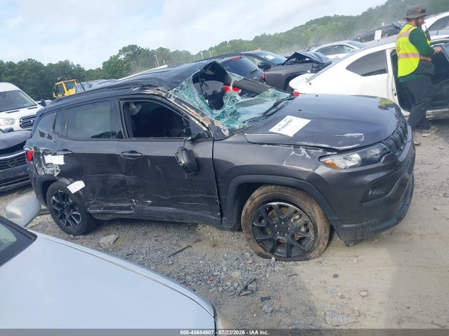 45684907 :رقم المزاد ، 3C4NJCBB5NT234387 vin ، 2022 Jeep Compass Altitude Fwd مزاد بيع