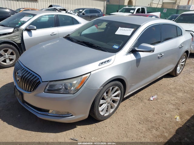 Buick Lacrosse Leather 2015 1G4GB5G3XFF277097 Image 2