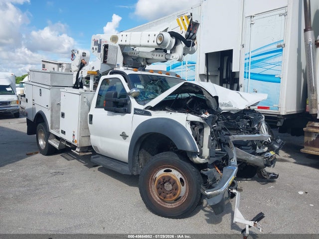 45684952 :رقم المزاد ، 1FDUF5HT2GEA83080 vin ، 2016 Ford F-550 Chassis Xl مزاد بيع