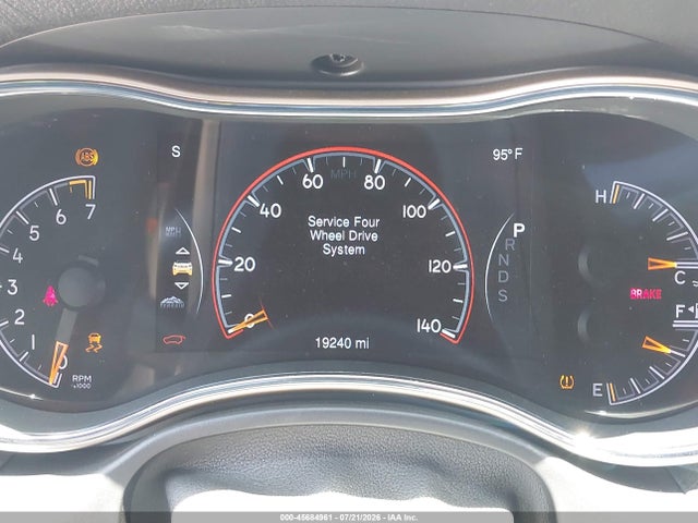 1C4RJFJG2FC783364 Jeep Grand Cherokee Summit