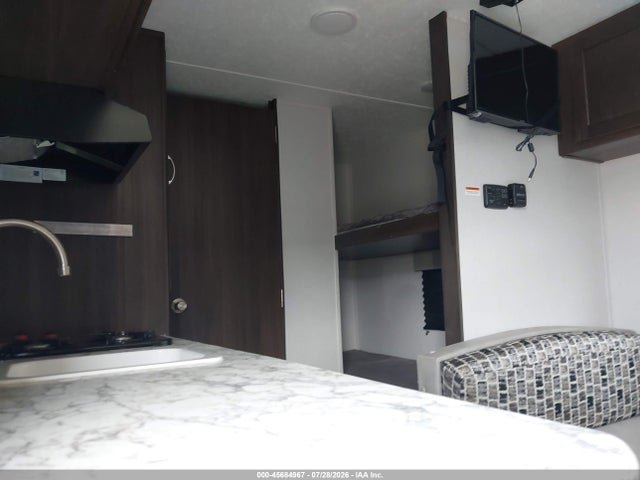Keystone Rv Springdale 2020 4YDT18015LW103186 Image 5