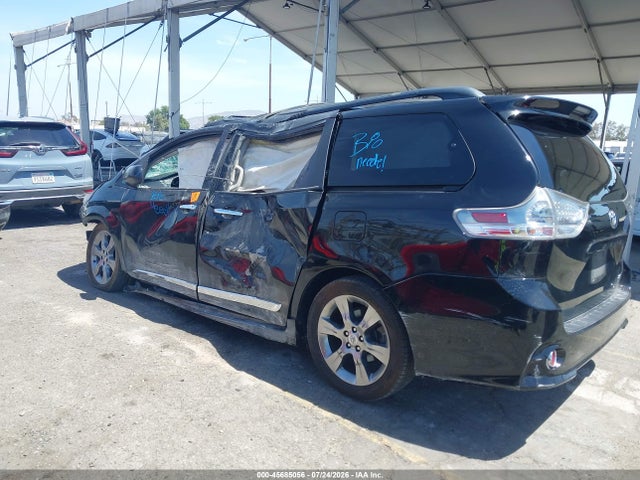 Toyota Sienna Se 8 Passenger 2014 5TDXK3DC0ES451089 Image 3