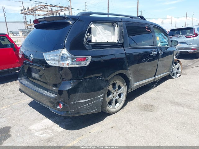 Toyota Sienna Se 8 Passenger 2014 5TDXK3DC0ES451089 Image 4
