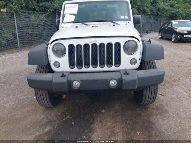 1C4BJWDG6FL518041 Jeep Wrangler Unlimited Sport