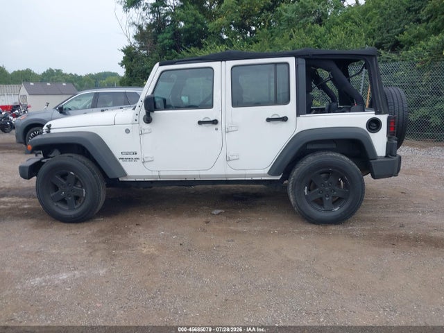 1C4BJWDG6FL518041 Jeep Wrangler Unlimited Sport