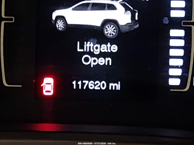45685089 :رقم المزاد ، 1C4PJMCS0FW652395 vin ، 2015 Jeep Cherokee Latitude مزاد بيع